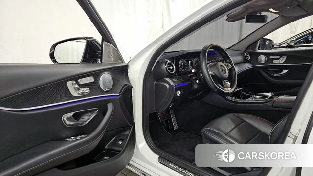 Mercedes-Benz E-Class W213 id 4357008 из Кореи 34