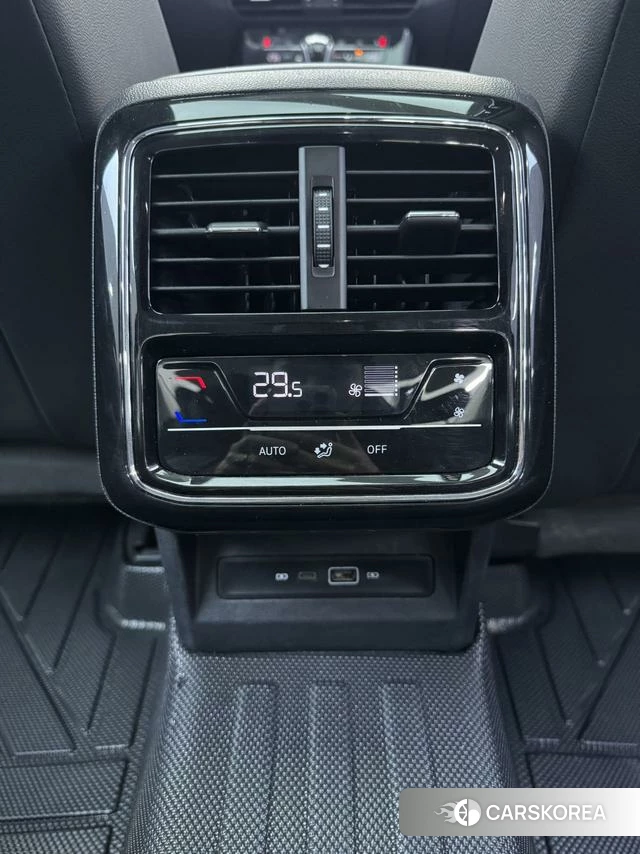 Volkswagen Passat id 4207316 из Китая 21