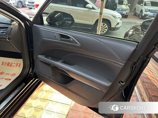 Ford Taurus id 4218213 из Китая 26