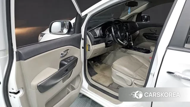 Kia The New Carnival id 3661686 из Кореи 20