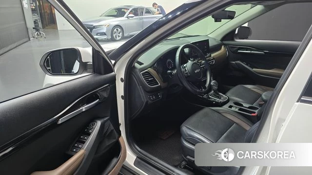 Kia Seltos id 4561635 из Кореи 31