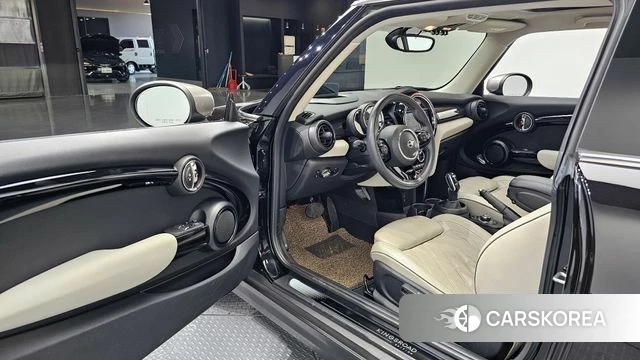 Mini Cooper S id 4284057 из Кореи 32