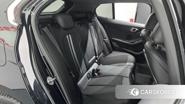 BMW 1 Series (F40) id 4203116 из Кореи 31