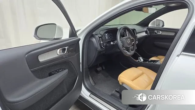 Volvo XC40 id 3238116 из Кореи 20