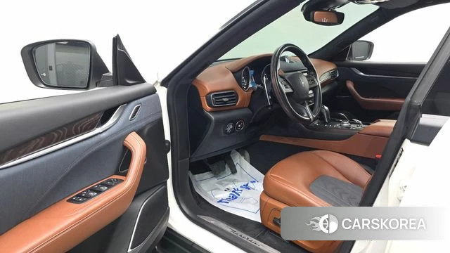 Maserati Levante id 3885885 из Кореи 20
