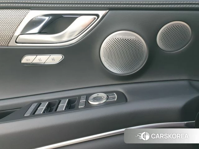 Genesis GV80 id 3826108 из Кореи 20