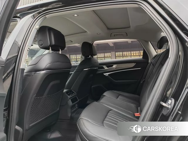 Audi A6L id 4290394 из Китая 18