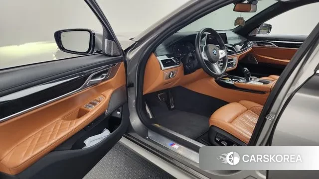 BMW 7 Series (G11) id 3620683 из Кореи 20