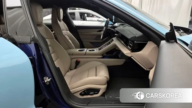 Porsche Taycan id 3591720 из Кореи 20