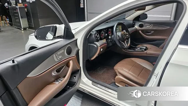 Mercedes-Benz E-Class W213 id 3631624 из Кореи 20