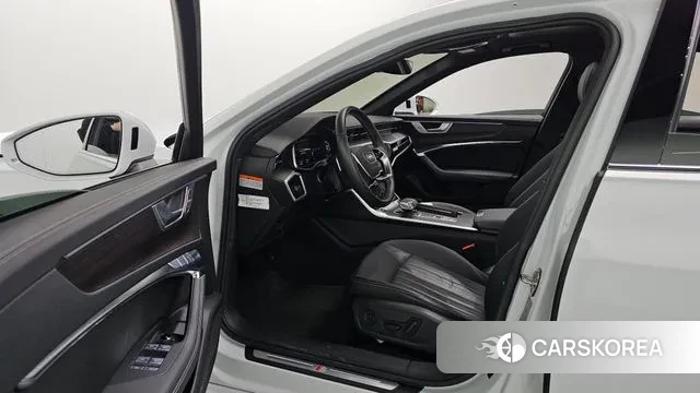 Audi A6 (C8) id 3670348 из Кореи 20