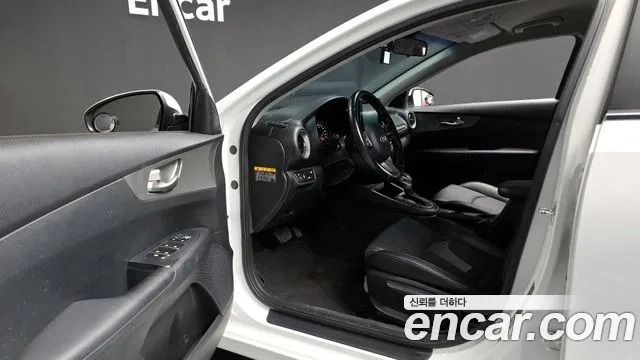 Kia Come New K3 id 2956149 из Кореи 20