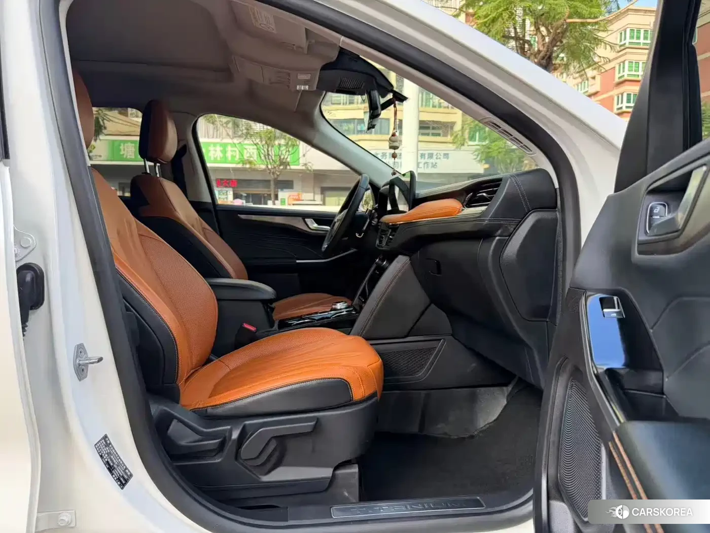 Ford Escape id 4606954 из Китая 21