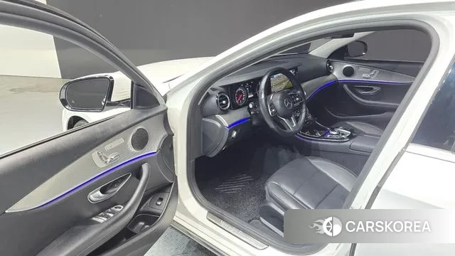 Mercedes-Benz E-Class W213 id 3484919 из Кореи 20