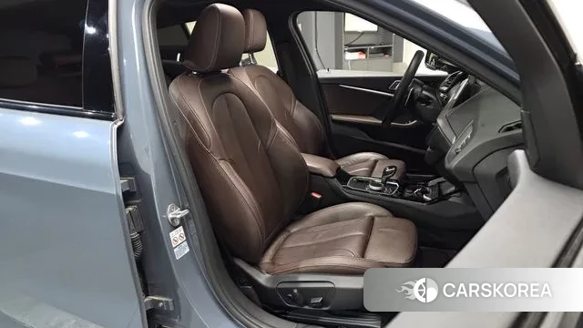 BMW 1 Series (F40) id 3592417 из Кореи 21