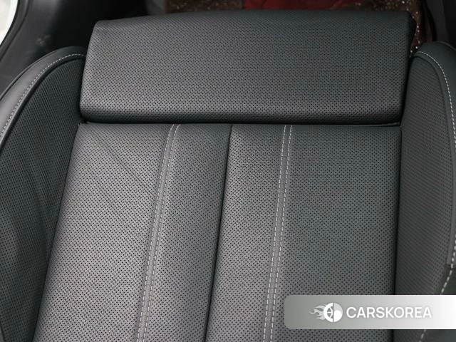 Audi A4L id 4211521 из Китая 30