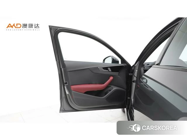Audi A4L id 4290389 из Китая 10