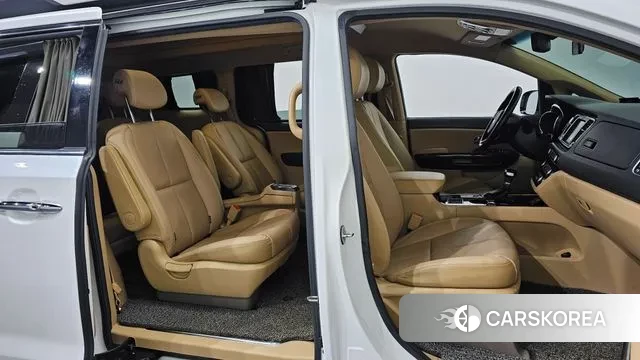 Kia The New Carnival id 3396784 из Кореи 20