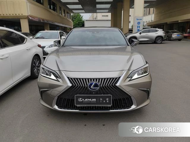 Lexus ES id 4291527 из Китая 12