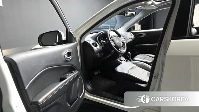 Jeep Compass 2nd Generation id 4196993 из Кореи 38