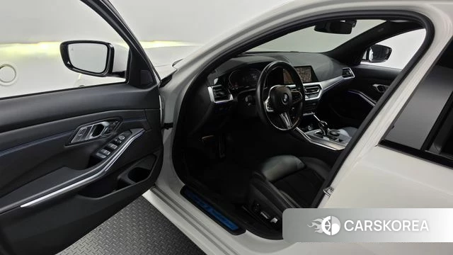 BMW 3 Series (G20) id 4779697 из Кореи 33