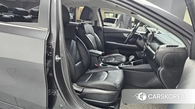 Kia Come New K3 id 3651459 из Кореи 20