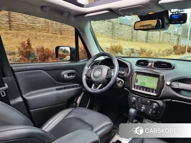 Jeep Renegade id 3681770 из Кореи 20