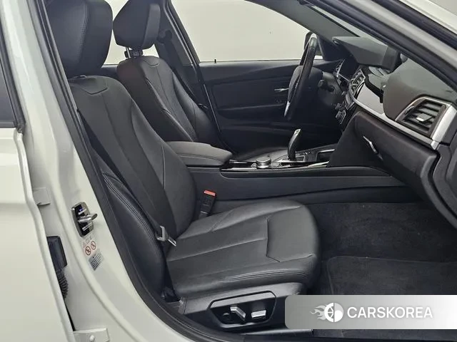 BMW 3 Series (F30) id 3742567 из Кореи 20