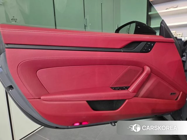 Porsche 911(992) id 4456142 из Кореи 12