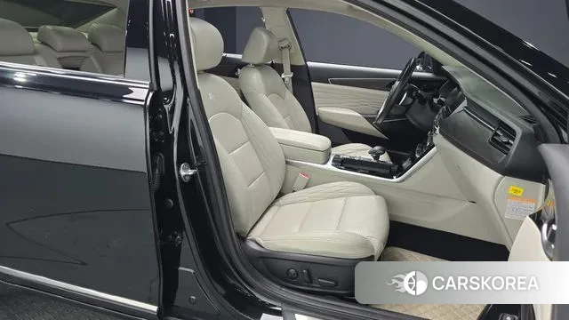 Kia K7 Premier Hybrid id 3718027 из Кореи 20