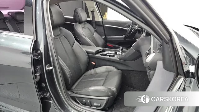 Genesis G70 id 3592991 из Кореи 20