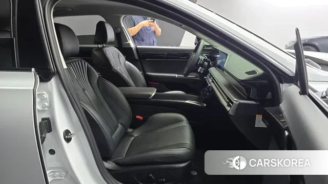 Hyundai Grandeur Hybrid (GN7) id 3027049 из Кореи 20