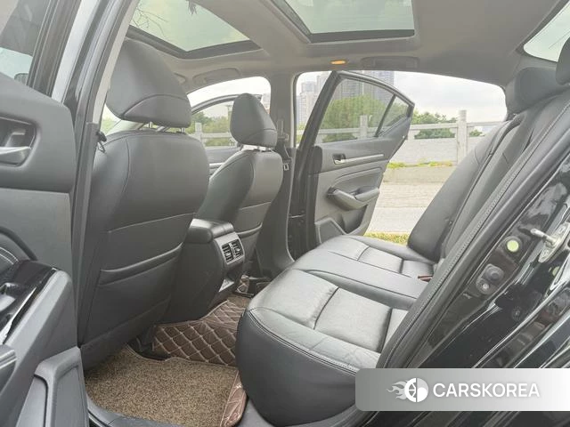 Nissan Teana id 4278573 из Китая 16