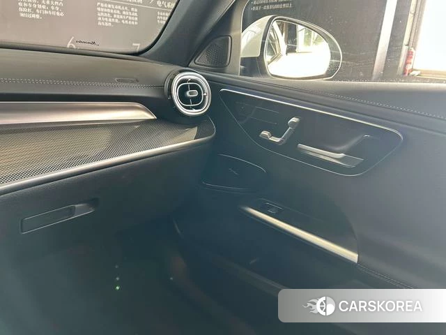 Mercedes-Benz C-class PHEV id 4257772 из Китая 17