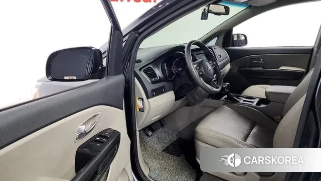 Kia The New Carnival id 2977006 из Кореи 20