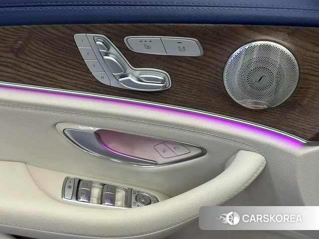 Mercedes-Benz E-class id 4260938 из Китая 16
