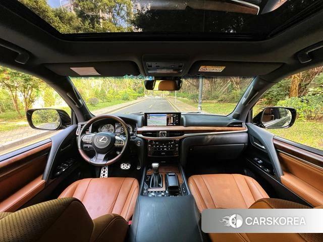Lexus LX id 4274414 из Китая 21