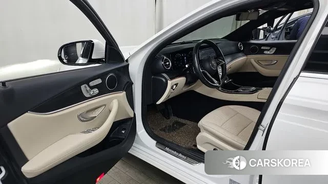 Mercedes-Benz E-Class W213 id 3487945 из Кореи 20