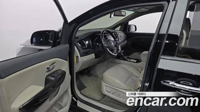 Kia The New Carnival id 2436051 из Кореи 20