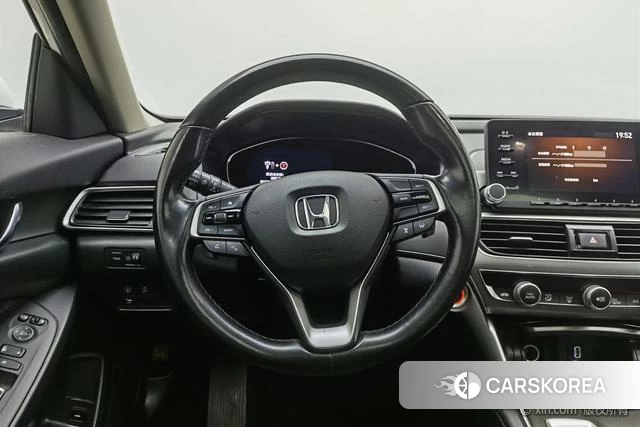 Honda Accord id 4258980 из Китая 24