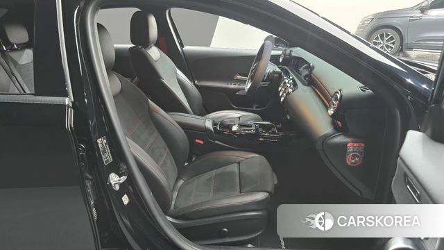 Mercedes-Benz A-Class W177 id 3807402 из Кореи 20