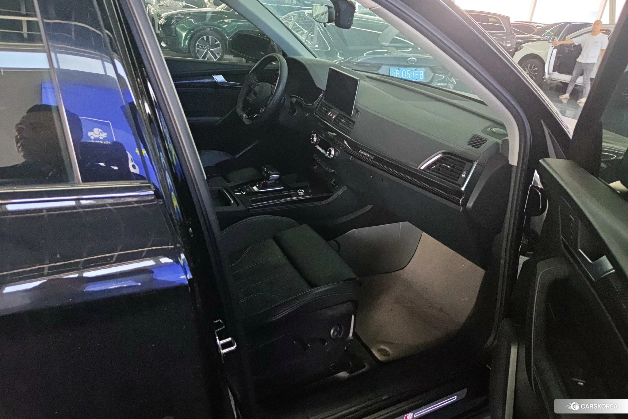Audi Q5L id 4407640 из Китая 17