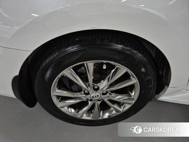 Kia The New Carnival id 4595456 из Кореи 17