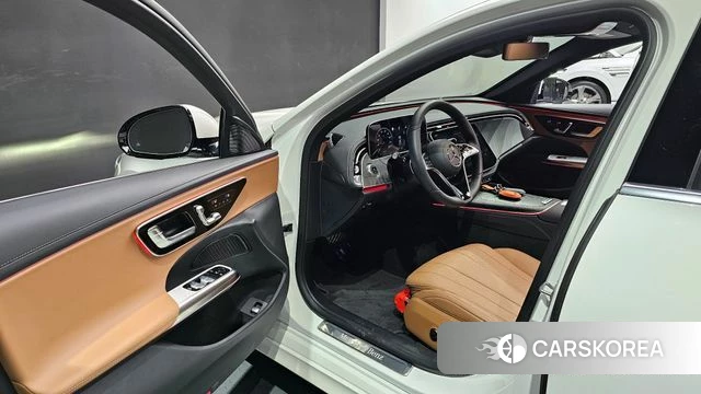 Mercedes-Benz E-Class W214 id 4279589 из Кореи 33
