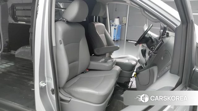 Hyundai The New Grand Starex id 4899706 из Кореи 20