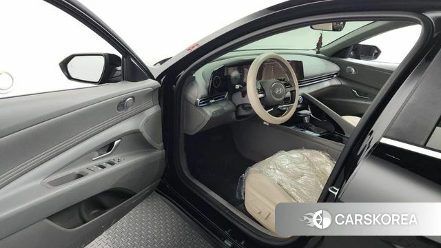 Hyundai The New Avante (CN7) id 4201031 из Кореи 31