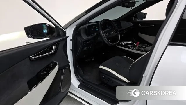 Kia EV6 id 3053676 из Кореи 20