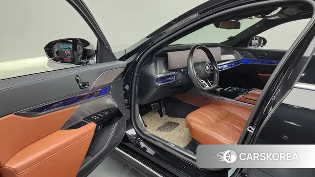 BMW 7 Series (G70) id 3305165 из Кореи 20