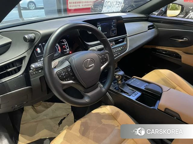 Lexus ES id 4261217 из Китая 16