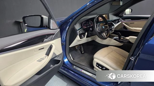 BMW 5 Series (G30) id 4187137 из Кореи 20